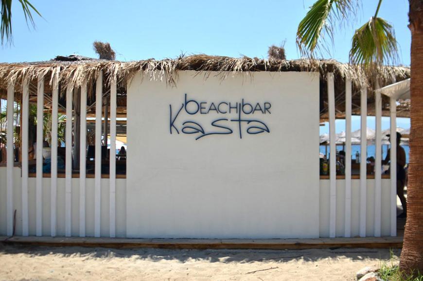 Kasta Beach Hotel Ofrinion Exterior photo